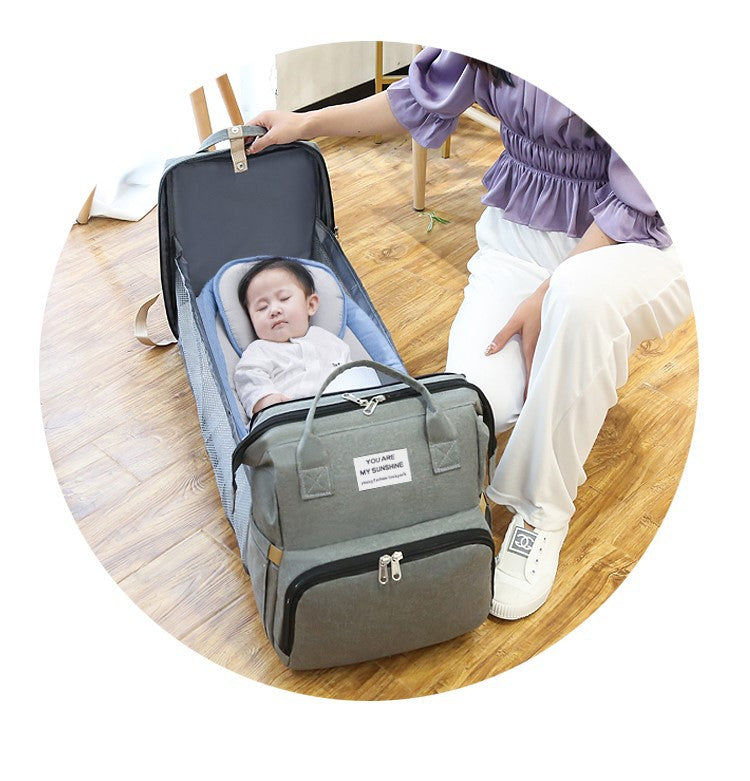 Baby travel bag portable multi-functional sleeper bag.